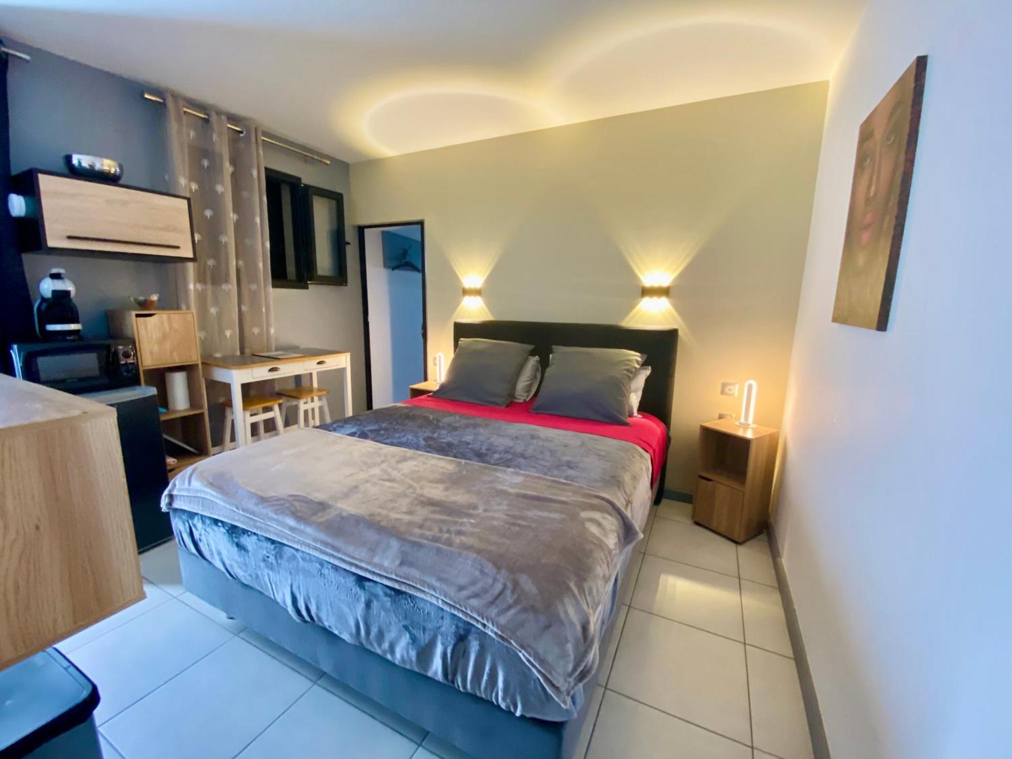 Hostal 170 Room 15 Service Appartement Le Tampon Kültér fotó